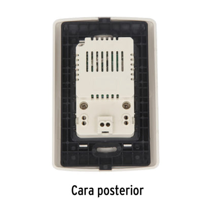 Contacto aterrizado de 127 V con 2 puertos USB y placa blanca