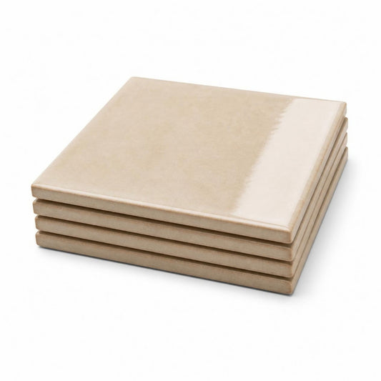 Piso Cerámico Esmaltado 30 x 30 cm — cajas y piezas de cerámica sobre fondo blanco