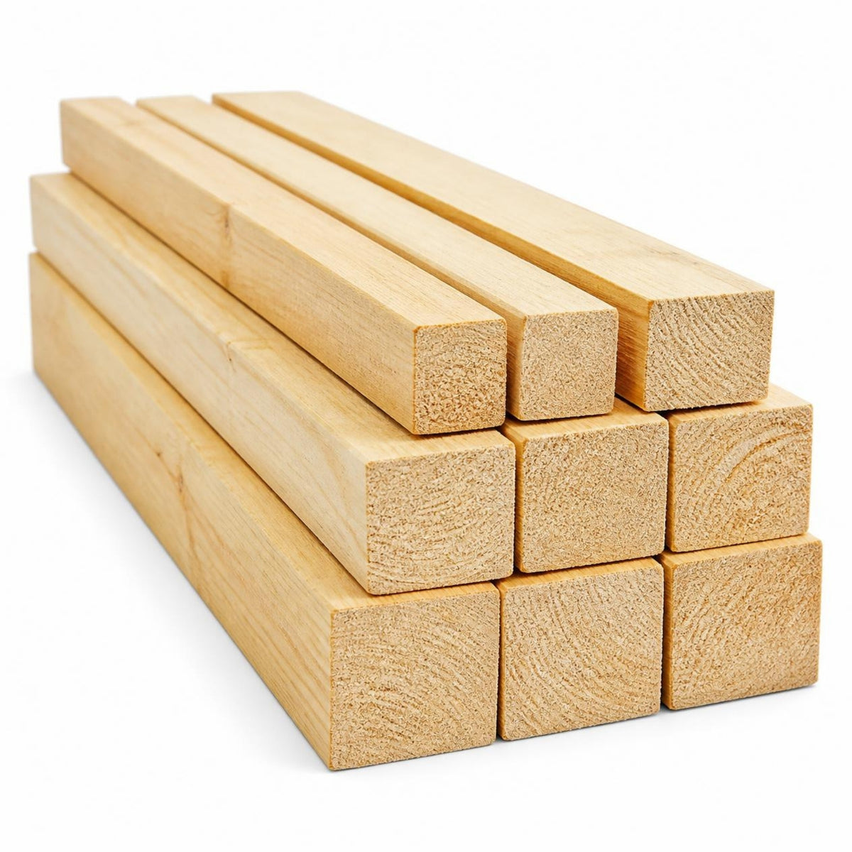 Cuartón de pino rústico 2x4 pulg x 4 varas — producto sobre fondo blanco