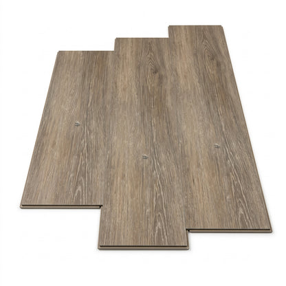 Imagen ilustrativa de Piso SPC Click Madera Teka S012, producto sobre fondo blanco