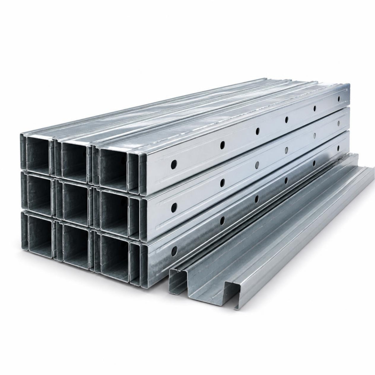 Poste Metálico (Montante) 3-5/8" x 1-1/4" x 10 pies — canales y postes galvanizados sobre fondo blanco
