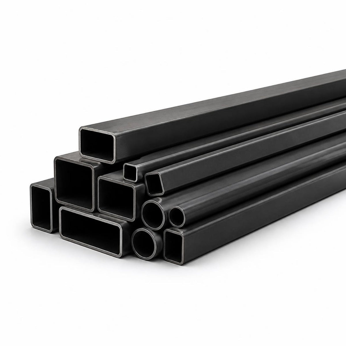Tubo estructural cuadrado negro 1-1/2x1-1/2 chapa 14 — haz de tubos sobre fondo blanco
