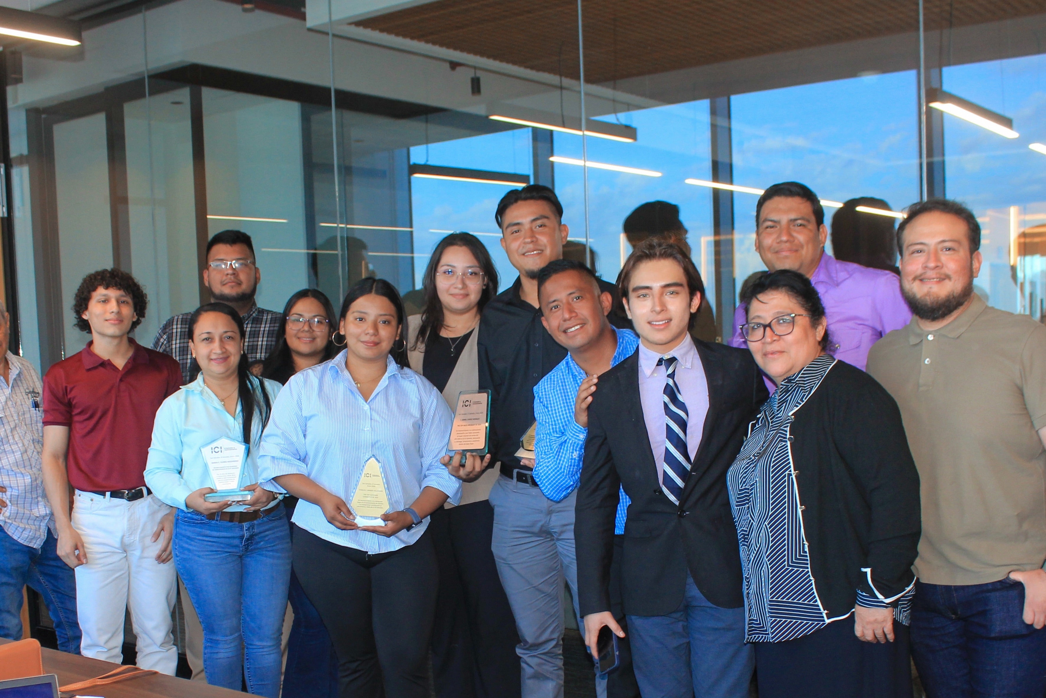 Equipo ICI El Salvador